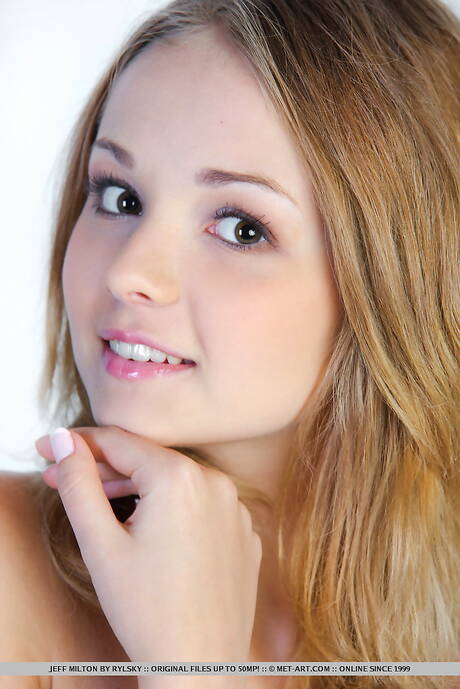 Met Art invite you to explore a free pictures with Jeff Milton exhibit perfect form