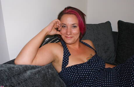 TAC Amateurs invite you to explore a free photos with Sara Banks xxx gallery 274528