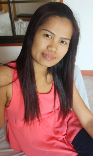 Asian Sex Diary are pleased to offer you xxx pictures featuring On in xxx sex scene