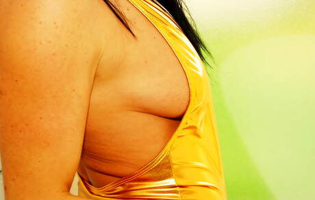 TAC Amateurs are pleased to offer you xxx pics featuring Raunchy Raven xxx gallery 268427