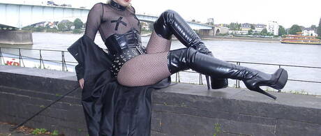 Rubber Tits pleased to share with you a free gallery with young lady in femdom porn